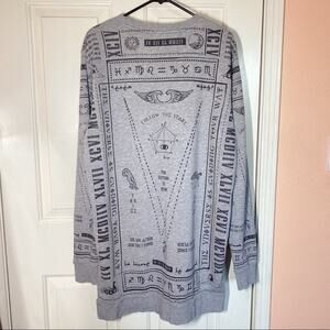 H&M Gray and Black Long Fit Long Sleeve Crewneck Top Sweater | L